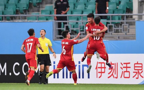 Vietnam draw against Thailand in four-goal thriller
